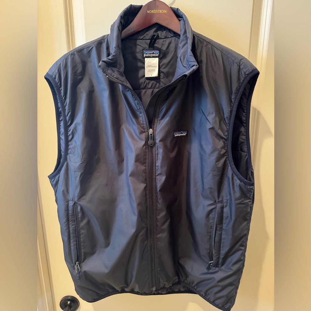 PATAGONIA Men’s “Pufferball” Vest, Large, Black